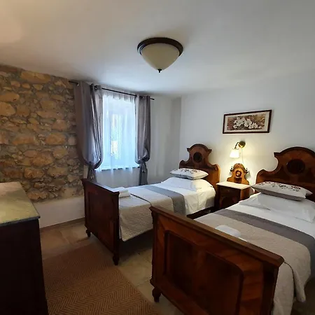 Stone House Rosuja * Ivanje