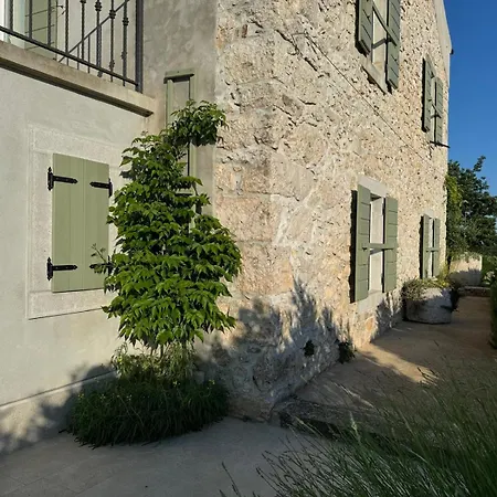 Stone House Rosuja