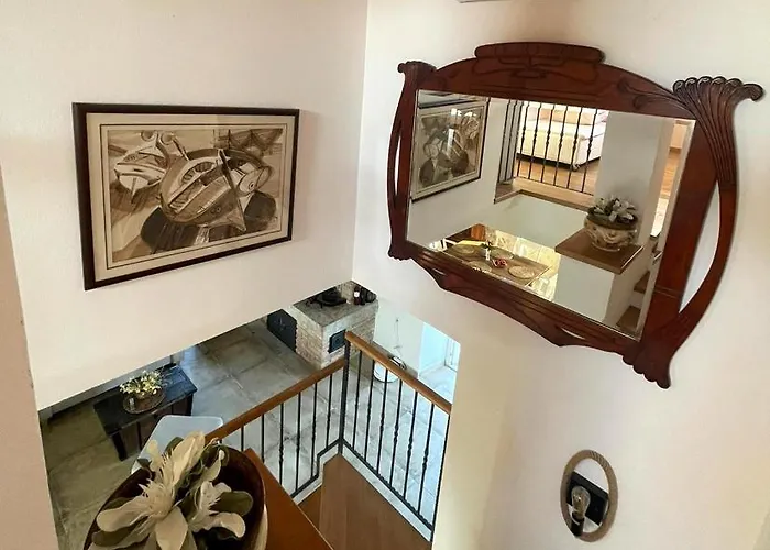 Stone House Rosuja 别墅