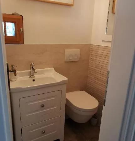 Stone House Rosuja Ivanje