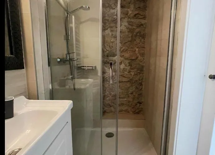 Stone House Rosuja Willa