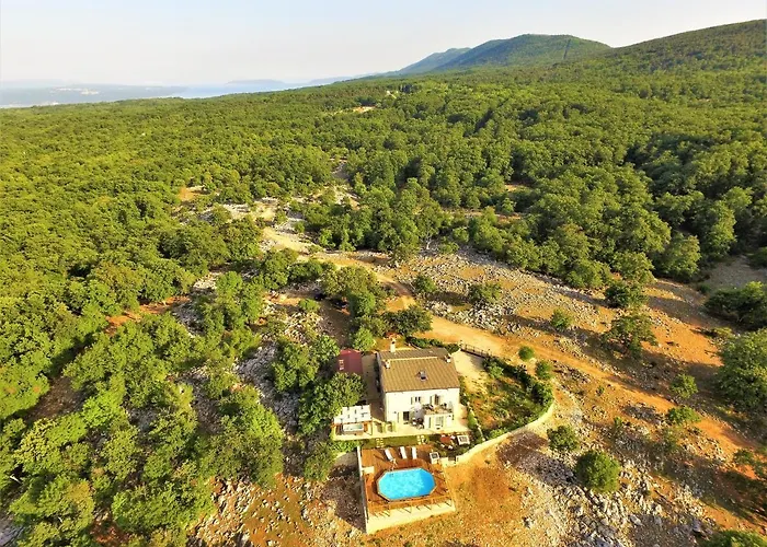 Stone House Rosuja Villa